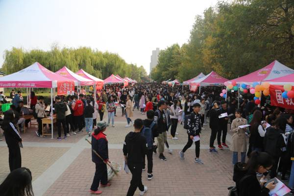 http://www.ayit.edu.cn/_mediafile/aygxy/2018/10/19/12q2ygm2jq.png