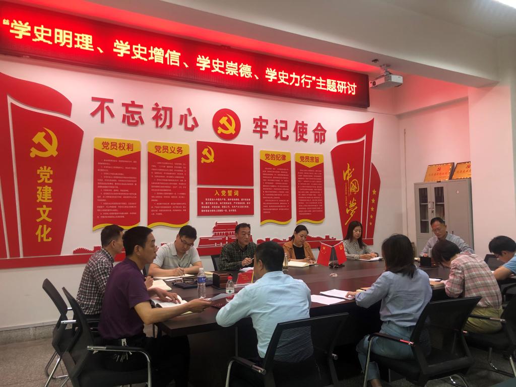 https://www.ayit.edu.cn/__local/F/32/57/B02F51F94E76686A69EEEF7A904_320C32AC_19F0E.jpg