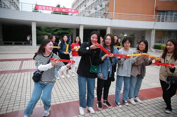 http://www.ayit.edu.cn/_mediafile/zzcs/2019/05/09/26ns2mz7ql.png