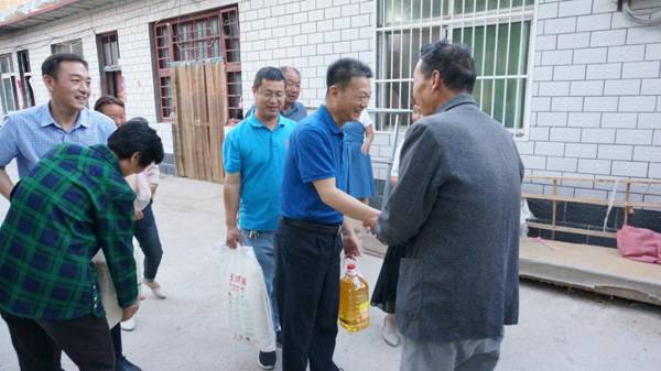 http://www.ayit.edu.cn/_mediafile/zzcs/2019/06/04/21aabvxaqa.png