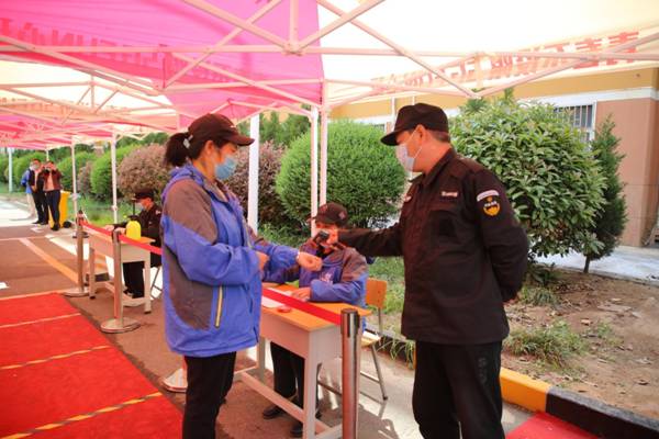 http://www.ayit.edu.cn/_mediafile/zzcs/2020/04/22/3m5c16f2tg.jpg