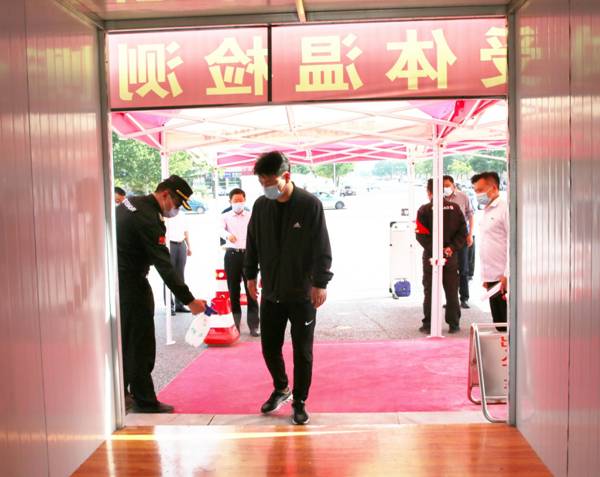 http://www.ayit.edu.cn/_mediafile/zzcs/2020/05/15/148q04ln81.jpg