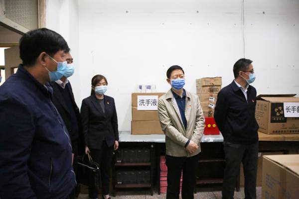 http://www.ayit.edu.cn/_mediafile/zzcs/2020/04/25/1te70kgvxc.jpg